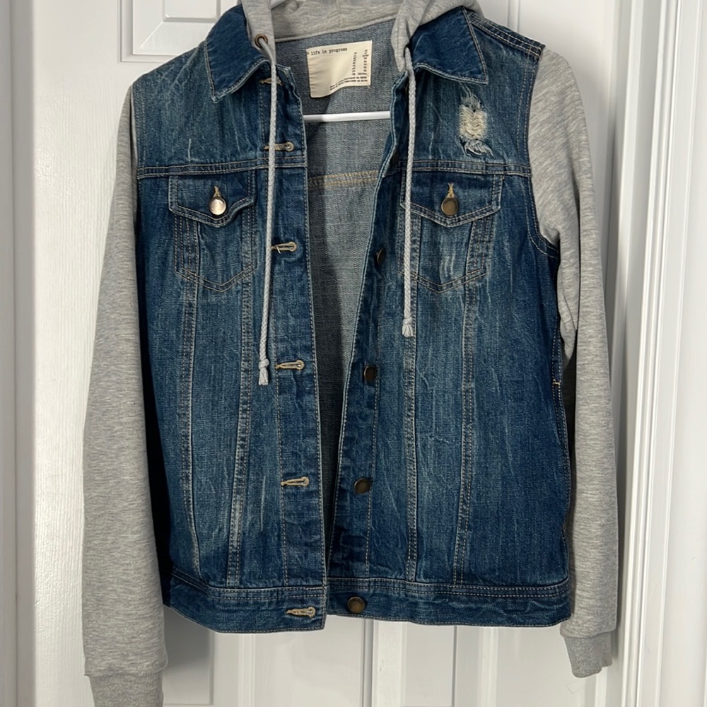 XS Denim jacket with gray hood